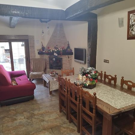 Vivienda Turistica El Caneco 토르데실라 외부 사진