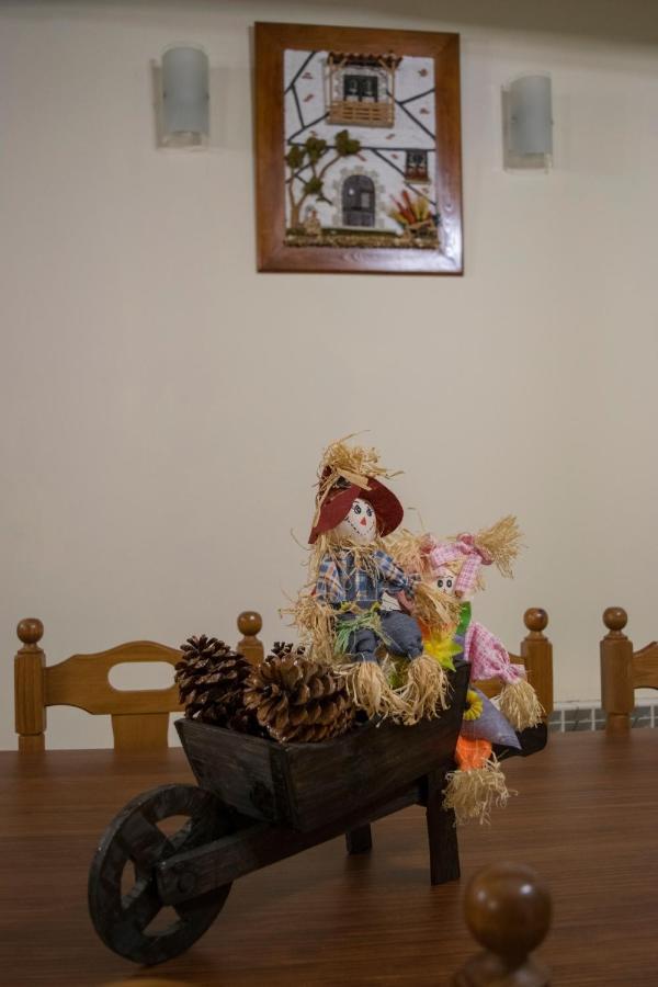 Vivienda Turistica El Caneco 토르데실라 외부 사진